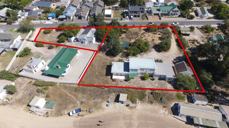 5 Bedroom Property for Sale in Velddrif Western Cape